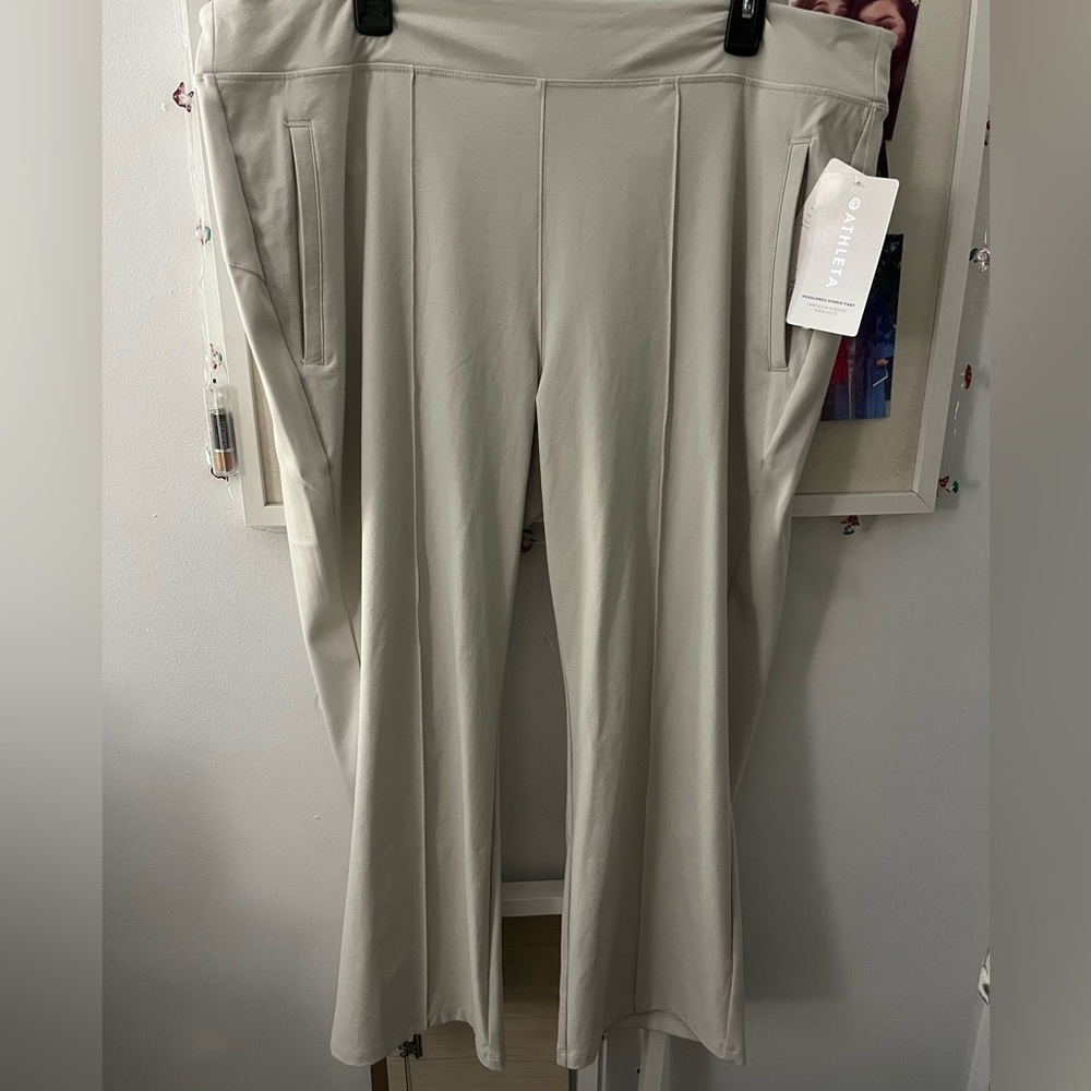 Athleta Headlands Hybrid Pant